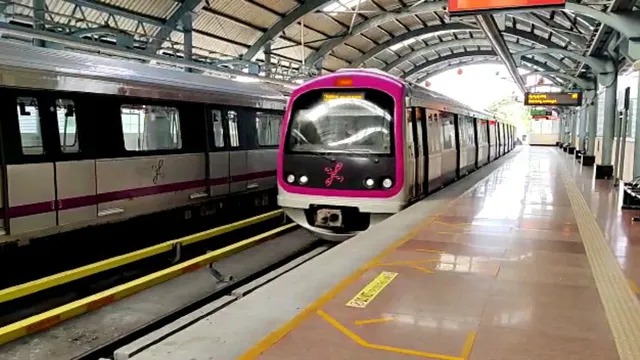 bengaluru-man-dies-after-jumping-in-front-of-bengaluru-metro-services-disrupted-between-yelachenahalli-and-silk-institute-stations